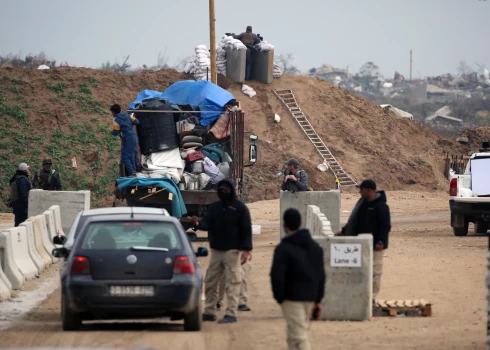 "Hamas" aptur ķīlnieku atbrīvošanu.