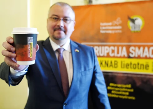 Korupcijas novēršanas un apkarošanas biroja (KNAB) priekšnieks Jēkabs Straume piedalās KNAB informatīvās kampaņas "Korupcija smacē! Ziņo KNAB lietotnē" atklāšanas pasākumā 2023. gada 8. septembrī.