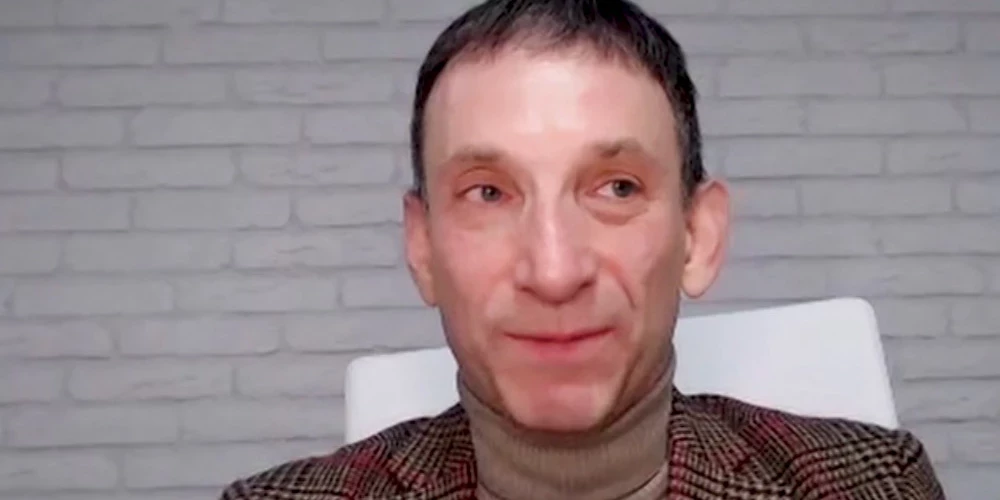  vienīgais reālais līdzeklis korupcijas samazināšanai ir kara beigas," teic Portņikovs.