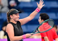 Aļona Ostapenko sakauj Onsu Žabēru un spēlēs Dohas "WTA 1000" turnīra pusfinālā