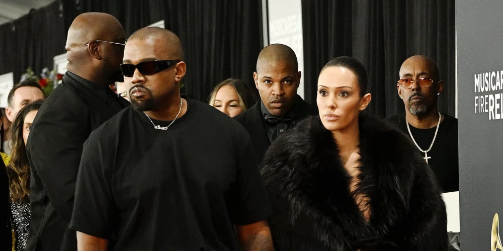 Tiek baumots par krīzi Kanje Vesta un Bjankas attiecībās.