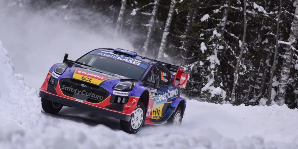 Mārtiņa Sesks/Renāra Franča ekipāža Zviedrijas WRC rallijā. 