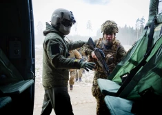 Sēlijas poligonā karavīri trenē individuālās kaujas iemaņas. Iespaidīgi! (FOTO)