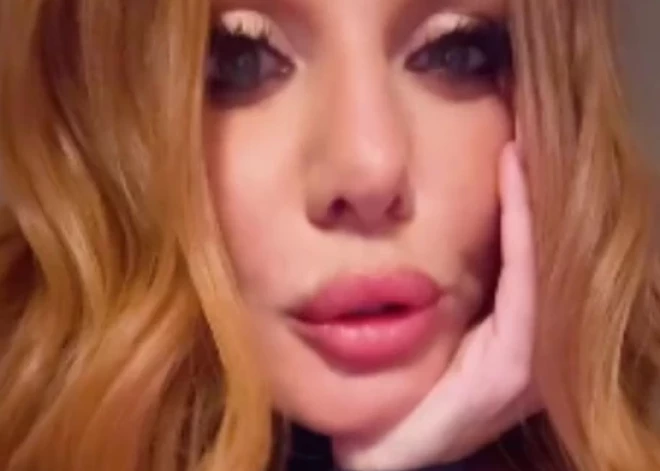 Anna Sedokova Valentīndienā sniegusi pirmo koncertu pēc Timmas nāves. Reakcija bija negaidīta