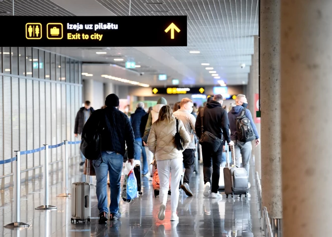 Simtiem klientu, pusmiljons ienākumu un neatmaksāta nauda: atklāj nelegālu tūrisma biznesu