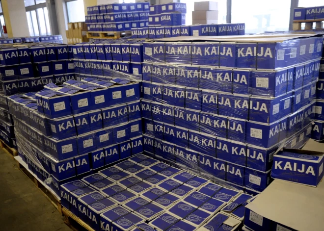 Латвийские консервы в Китае продаются в магазинах под вывеской "Ура, Россия!"