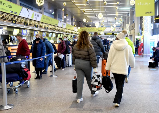 Divus bērnus neielaiž lidmašīnā uz Ēģipti: līdzi nebija nepieciešamo dokumentu