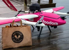 "Tele2" un foodora ievieš dronu piegādes.