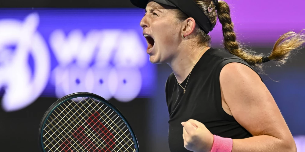 Ostapenko sasniedz Dubaijas "WTA 1000" dubultspēļu sacensību finālu.