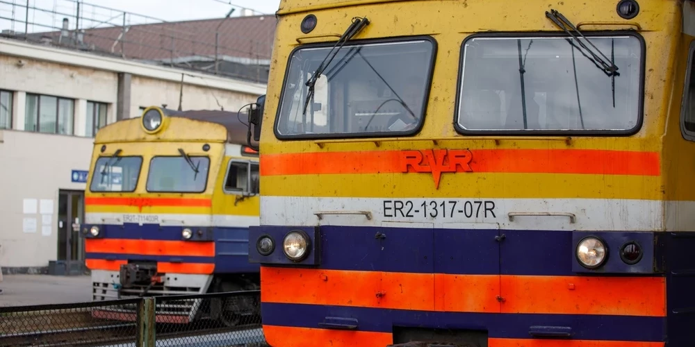 В рамках аукциона Pasažieru vilciens предлагал приобрести в общей сложности четыре вагона электропоездов серий ER2 и ER2T.