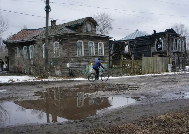 “Mēs vēlamies Ukrainas pilnīgu kapitulāciju!” Ko Krievijas iedzīvotāji domā par Trampa piedāvājumu izbeigt karu Ukrainā?