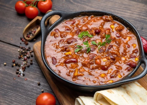 Sautējums meksikāņu gaumē Chili con carne