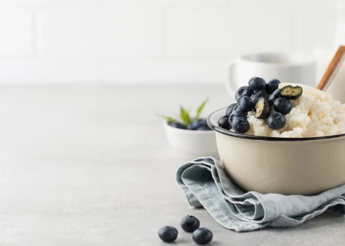 Rīsu pudiņš ar ogām