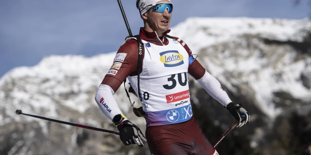 Latvijas vadošajam biatlonistam Andrejs Rastorgujevs Ilmārs Bricis esot uzbrucis 20. februārī. Notikušais esot lidzis sasniegt cerēto stafetē un masu startā.