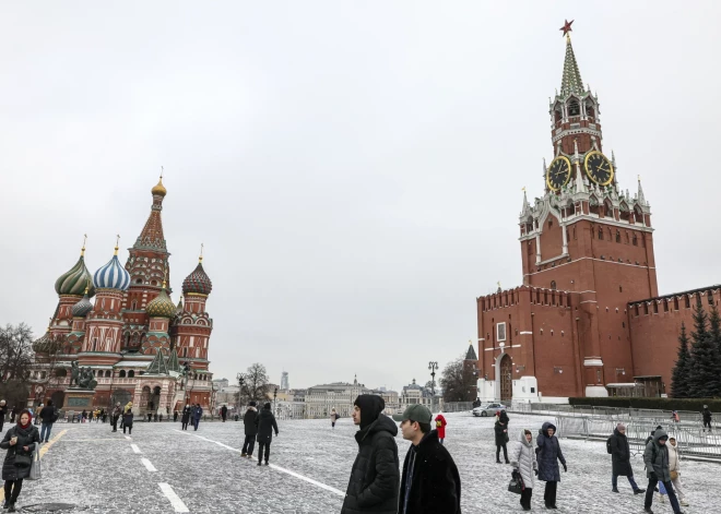 Lielbritānija nosaka Krievijai lielāko sankciju paketi kopš iebrukuma Ukrainā