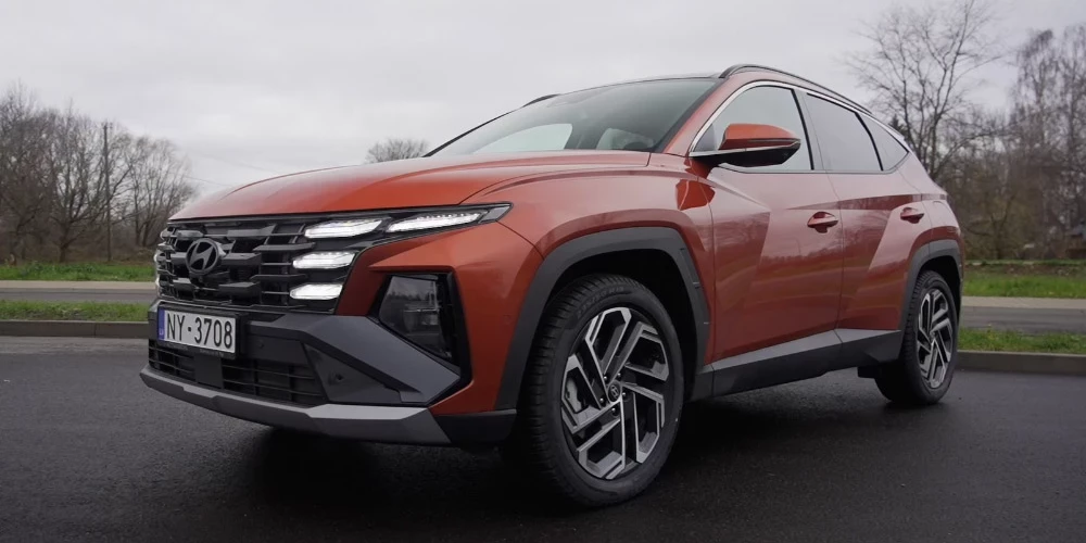 Lādējamā hibrīda ekspluatācijas un apkopes īpatnības tika veiktas uz Hyundai Tucson PHEV piemēra.