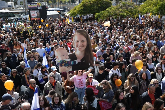 Вся страна и весь народ переживает период скорби.