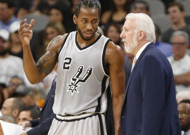 Leģendārais NBA treneris Gregs Popovičs pēc pārciestās sirdslēkmes šosezon neatgriezīsies pie "Spurs" stūres