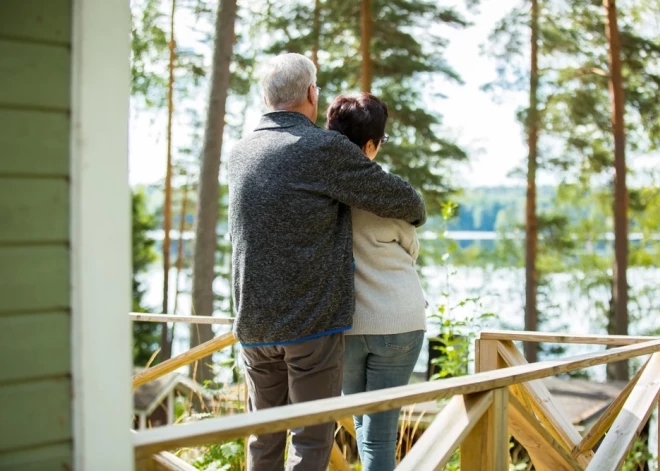 81 gadu vecs profesors jūtas gatavs jaunām attiecībām: "Laba seksa noslēpums man nav noslēpums"