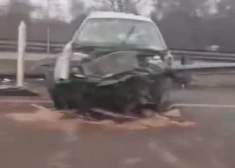 Uz Jelgavas šosejas notikusi smaga avārija.