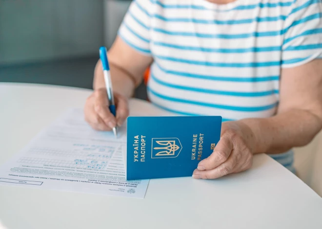 Тысячи украинских беженцев не обновили документы на законное проживание в Латвии