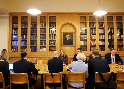 Обещанный премьером Эвикой Силиней "рестарт" правительства приближается к финалу.