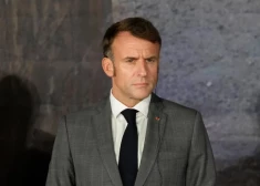 Francijas prezidents Emanuels Makrons aicināja NATO dalībvalstis palielināt militāros izdevumus, lai tie sasniegtu 3% līdz 3,5% no IKP.