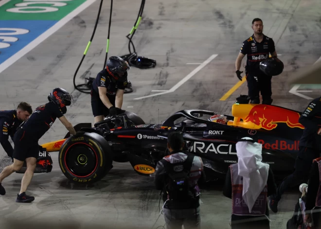 "Red Bull" nav sajūsmā par testos pieredzēto:  “McLaren” un “Ferrari” komandas ir ātrākas