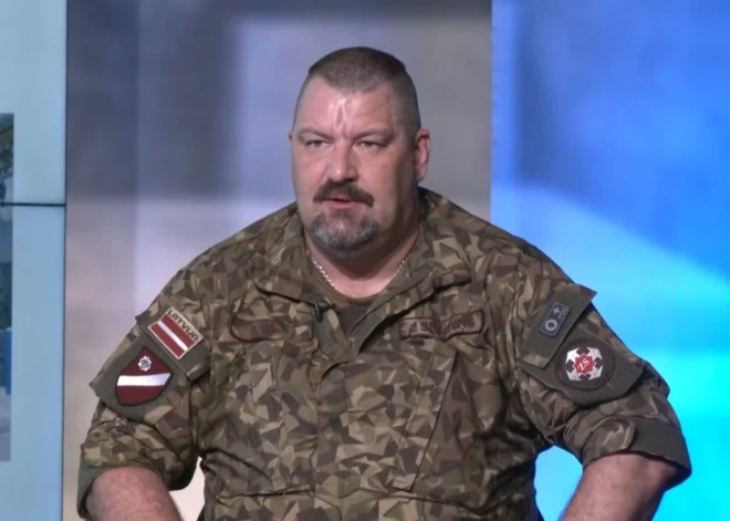 Майор Слайдиньш: сейчас Россия выживает только благодаря войне