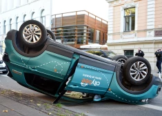 Apskādēji nomas auto? Noskaidro, kā rīkoties un kam par to jāmaksā