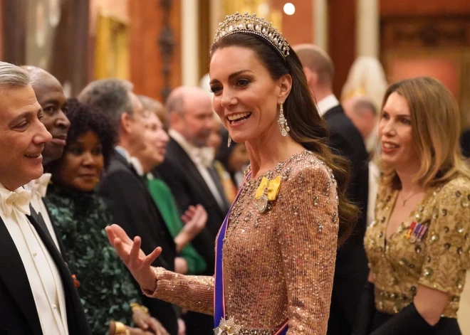 Принцесса Кэтрин на дипломатическом приеме в Букингемском дворце 5 декабря 2023 года.