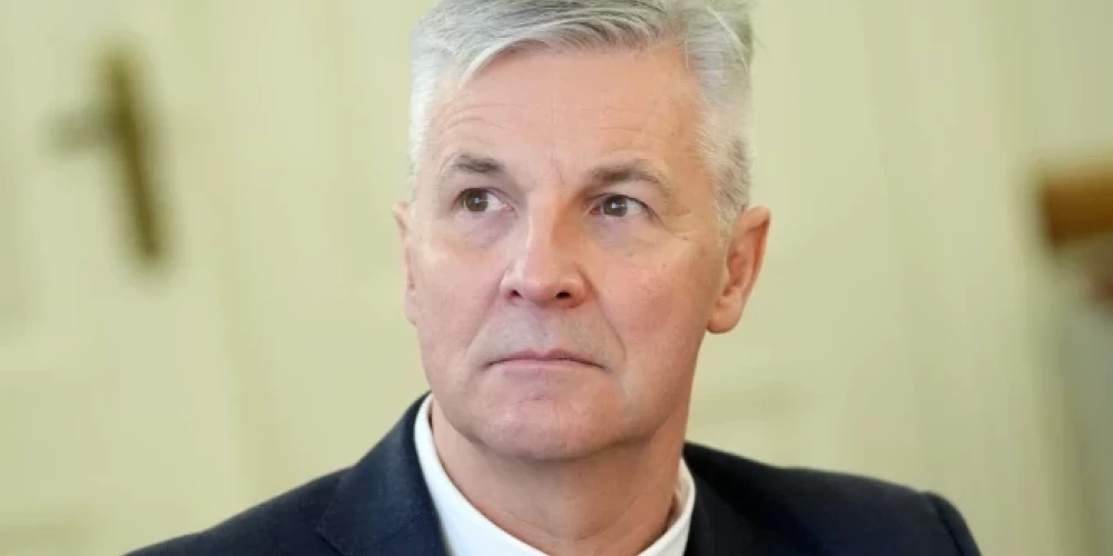 Артис Пабрикс.