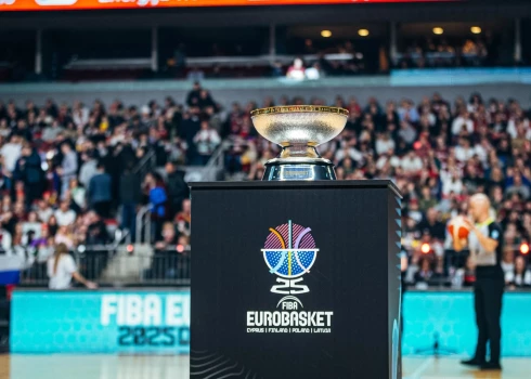 Eiropas čempionāta basketbolā trofeja. 