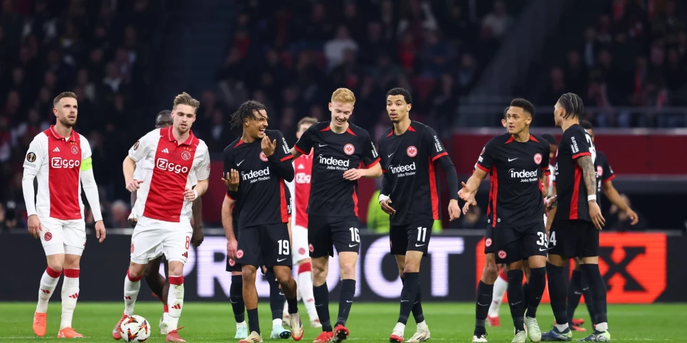 Amsterdamas "Ajax" futbolistiem smags uzdevums nākamnedēļ Frankfurtē.