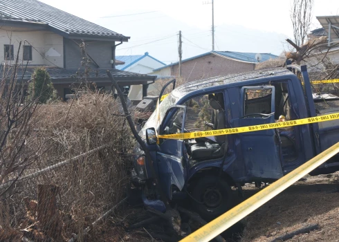 epa11946137 A destroyed truck is seen at the site of an accidental fighter jet bombing in a village in Pocheon, South Korea, 07 March 2025, one day after two Air Force KF-16 fighter jets mistakenly released eight MK-82 air-to-surface bombs outside a training range, injuring 15 civilians and 14 soldiers. EPA/YONHAP SOUTH KOREA OUT