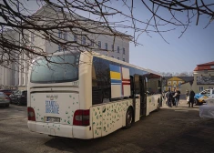 Autobuss Ukrainas Jūras spēkiem tiek ziedots kā daļa no NBS Jūras spēku un kustības "Uzņēmēji mieram" iniciatīvas "Ziedo Ukrainas Jūras spēkiem", kas aizsākās pērn un turpinās arī šosezon.