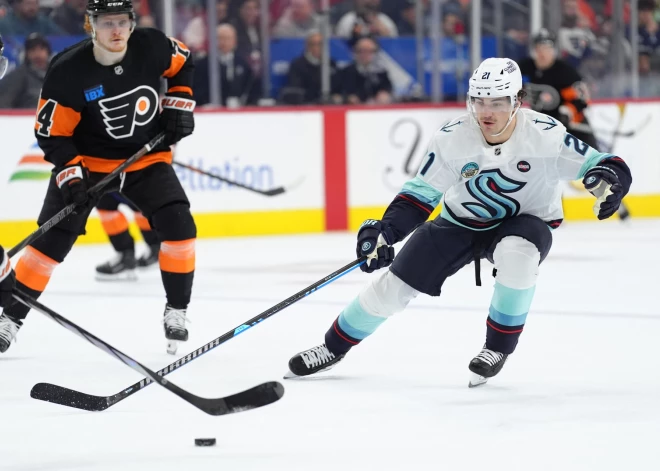 VIDEO: Rodrigo Ābols NHL atgriežas ar zaudējumu; Šilovu nosūta uz AHL