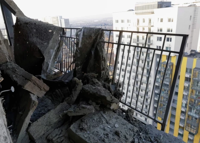 Более 300 БПЛА атаковали Россию: дрон попал в том числе и в многоэтажку в Москве; двое погибших