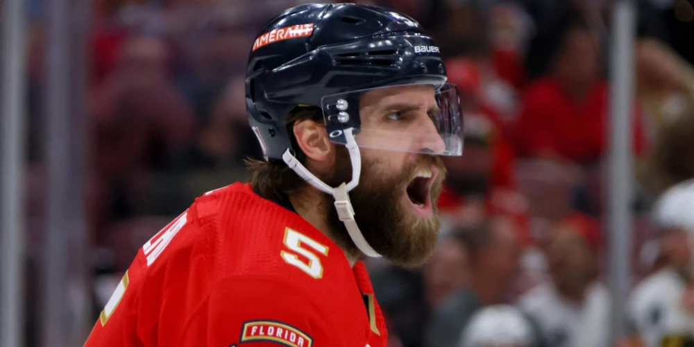 Floridas "Panthers" aizsargs Ārons Ekblads ierindā varēs atgriezties tikai uz "play-off".