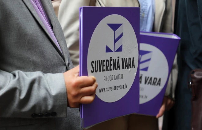 “Suverēnās varas” galvenais sasniegums ir dažādu protestu rīkošana – “pret visiem un pret visu”.