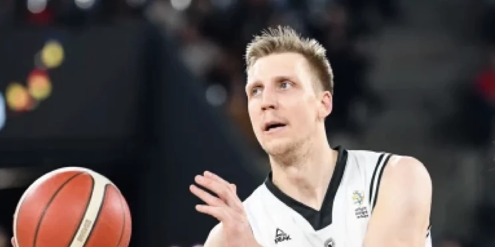 Latvijas basketbolista Mareka Mejera pārstāvētā Klužas-Napokas U-BT trešdien piedzīvoja zaudējumu Eirokausa ceturtdaļfināla vienīgajā spēlē.