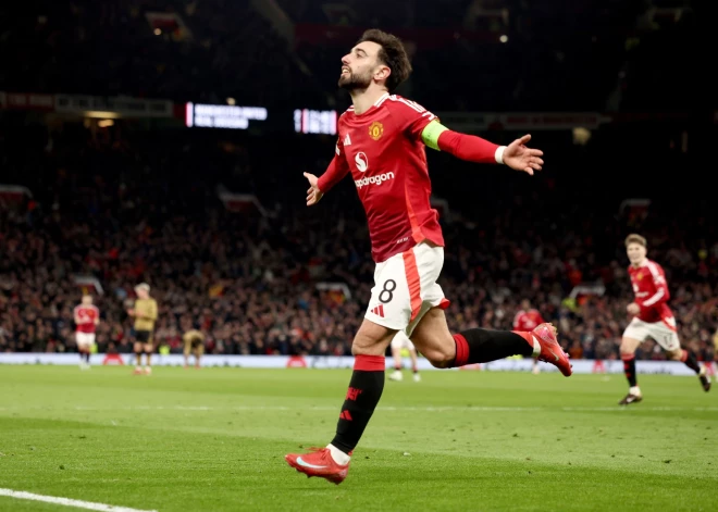 Brunu Fernandeša "hat-trick" nokārto Mančestras "United" ceļazīmi uz Eiropas līgas ceturtdaļfinālu