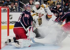 Merzļikins neglābj "Blue Jackets" no zaudējuma pret "Golden Knights"; Balinskim panākums Kanādā