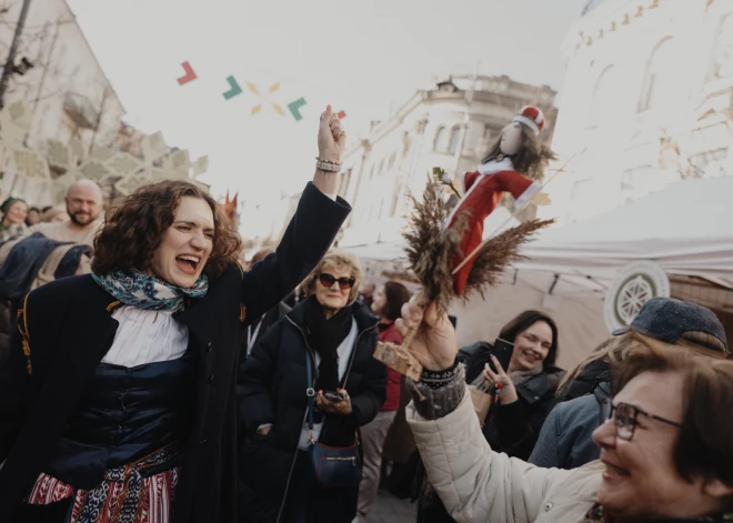 Īpašs gods tika izrādīts arī latviešu mākslas studijai "Kalvis", kas ieguva gadatirgus "Labākā dalībnieka" balvu.