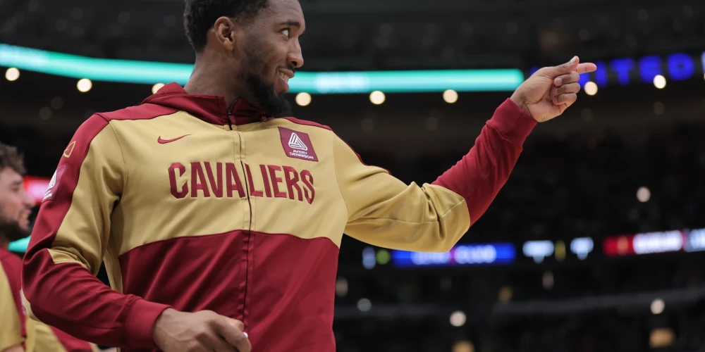 "Cavaliers" basketbolisti NBA ar 16.uzvaru pēc kārtas sasniedz kluba rekordu. 