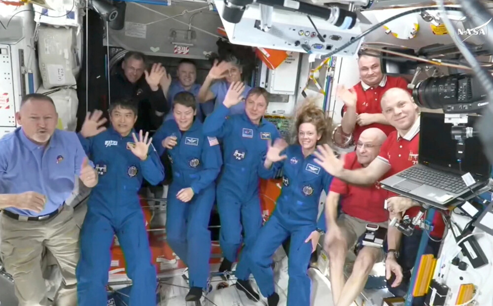 Ar "SpaceX" uz Starptautisko kosmosa staciju nogādāti četri astronauti