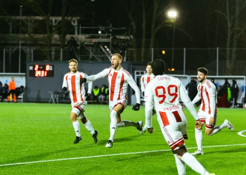 "Liepājas" futbolisti pieveic "Grobiņu" (foto: Mārtiņš Vējš)