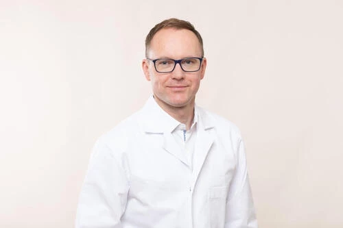 RSU Medicīnas fakultātes Veselības studiju prorektors, Profesora Skrides sirds klīnikas vadītājs, asociētais profesors kardiologs Andris Skride.