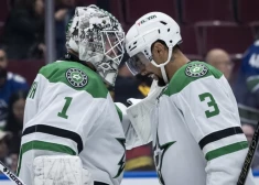 Bļugera pārstāvētā "Canucks" NHL mačā piedzīvoja zaudējumu.