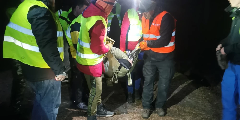Ingus tika atrasts, taču bija tik vārgs, ka nespēja patstāvīgi kustēties. Tādēļ tika pieņemts lēmums viņu transportēt ar nestuvēm. Glābēji ietina viņu termo segā un nogādāja līdz vietai, kur varēja piekļūt neatliekamās medicīniskās palīdzības dienests.